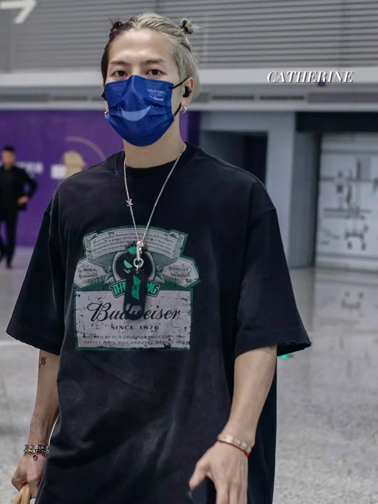 အမျိုးသားဝတ် T-Shirts