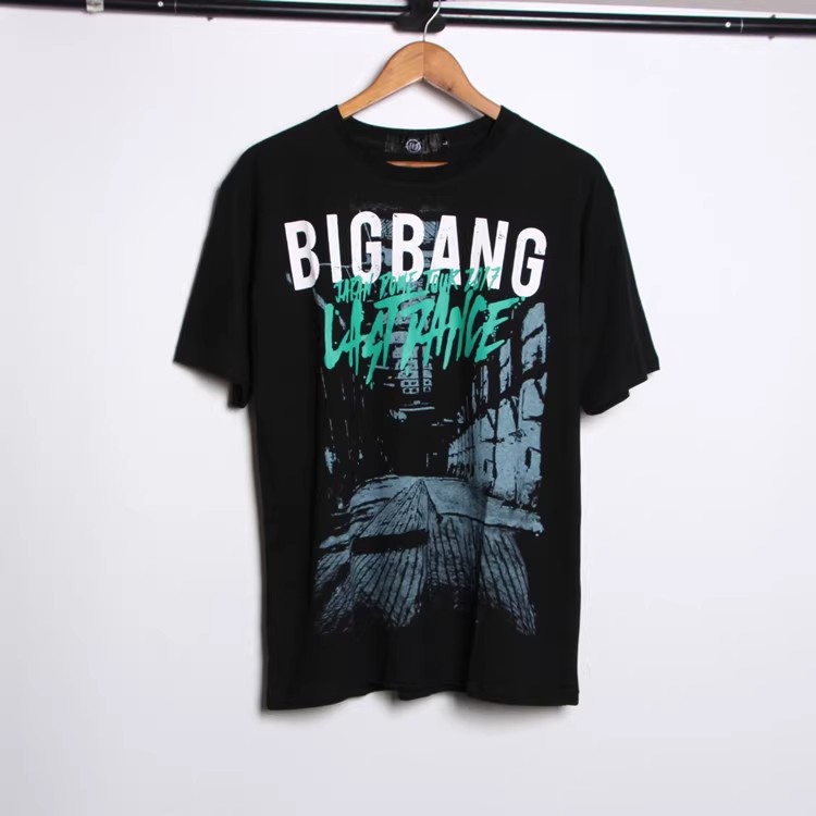 အမျိုးသားဝတ် T-Shirts