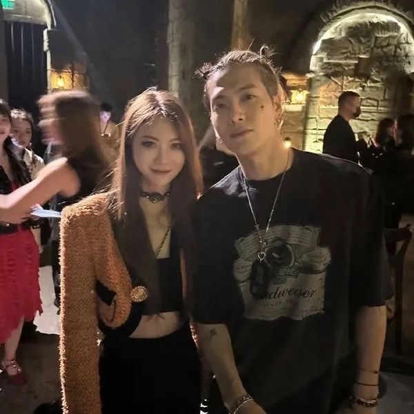 အမျိုးသားဝတ် T-Shirts